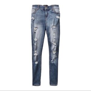 TORRID BOMBSHELL SKINNY JEAN PREMIUM STRETCH